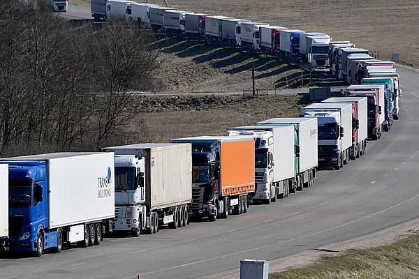 Правительство РФ решило жёстко навести порядок с грузами на границе в 2026 году... Правительство РФ решило жёстко навести порядок с грузами на границе в 2026 году...