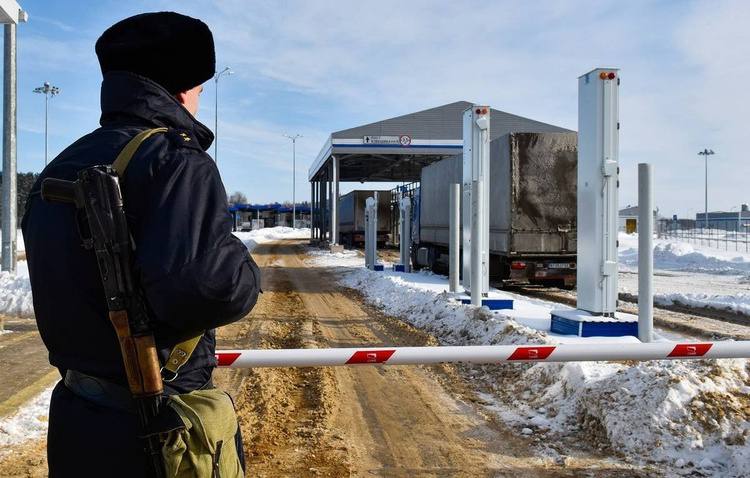 Очереди на автомобильных границах хотят сделать цифровымиВ Госдуме рассматрива... Очереди на автомобильных границах хотят сделать цифровымиВ Госдуме рассматрива...